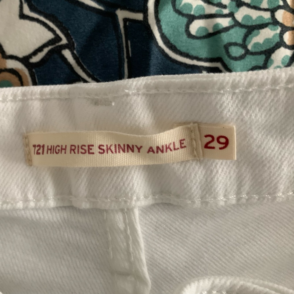 Levi's 721 Women’s Ankle high rise skinny jeans white distressed size 29 - Picture 8 of 11